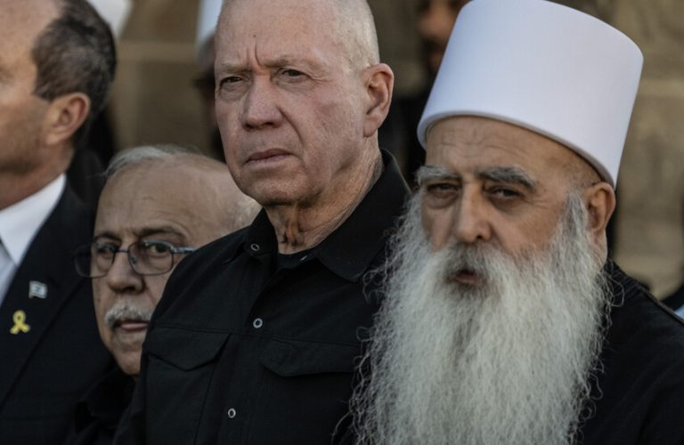 زعيم درزي: نؤيد وقف النار في السويداء.. وندعم أى وساطة لإحلال السلام بالمنطقة