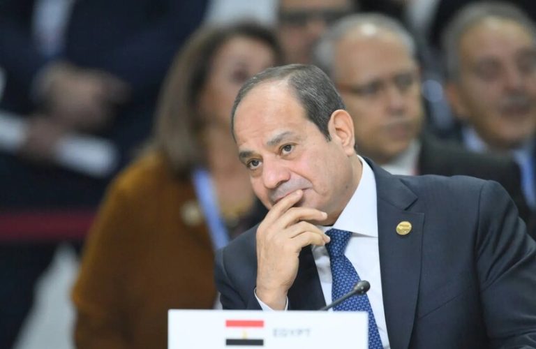 السيسي يصدر توجيها بضم مواطن سقط في اشتباكات مع عناصر حسم لصندوق تكريم شهداء وضحايا الإرهاب