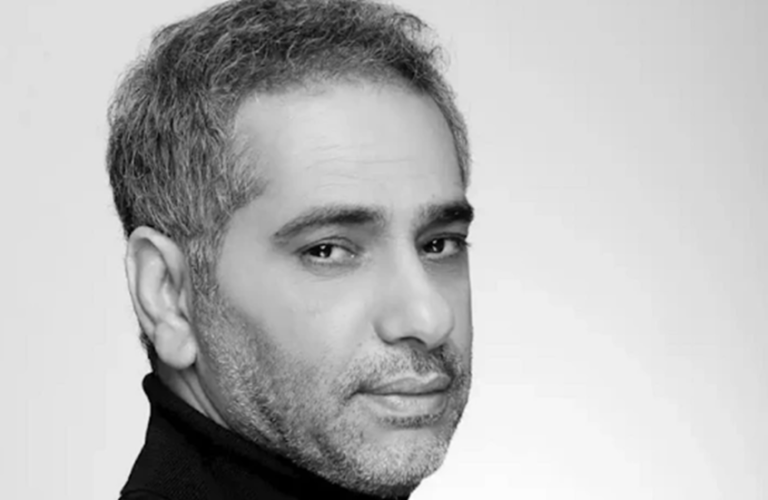 إعلام لبناني: فضل شاكر قد يقرر تسليم نفسه للقضاء بسبب تهديدات له بالقتل من إسلاميين بمخيم عين الحلوة