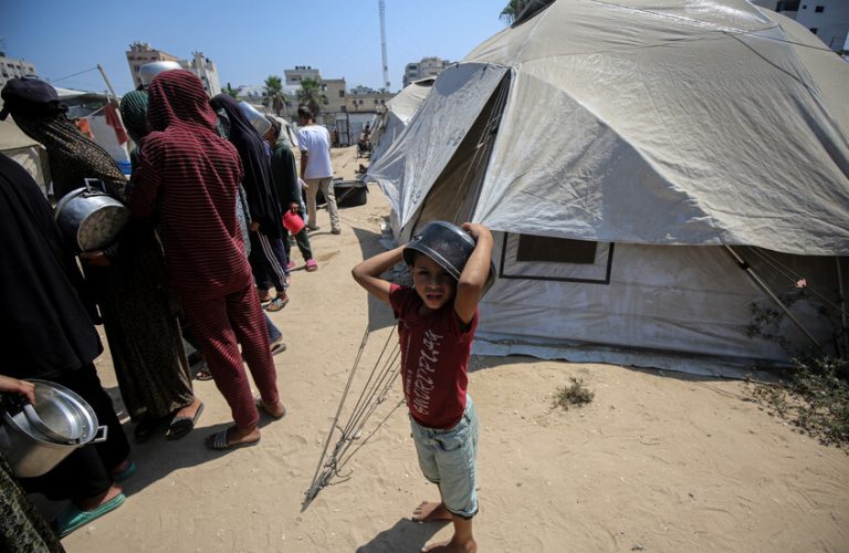 حماس: الصمت على الإبادة والتجويع في غزة يشجع المجرم نتنياهو