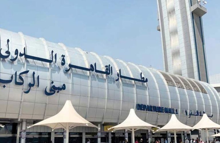 انقطاع الكهرباء بمطار القاهرة الدولي.. والحكومة توضح