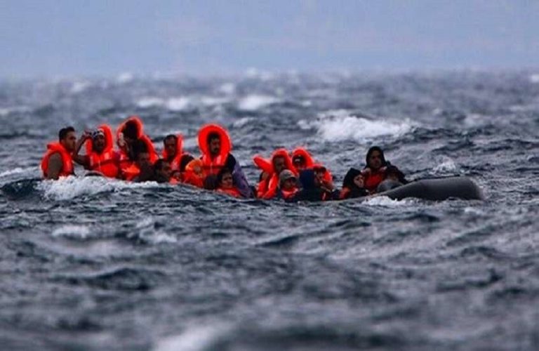 غرق قارب مهاجرين مصريين وعشرات المفقودين قبالة سواحل ليبيا