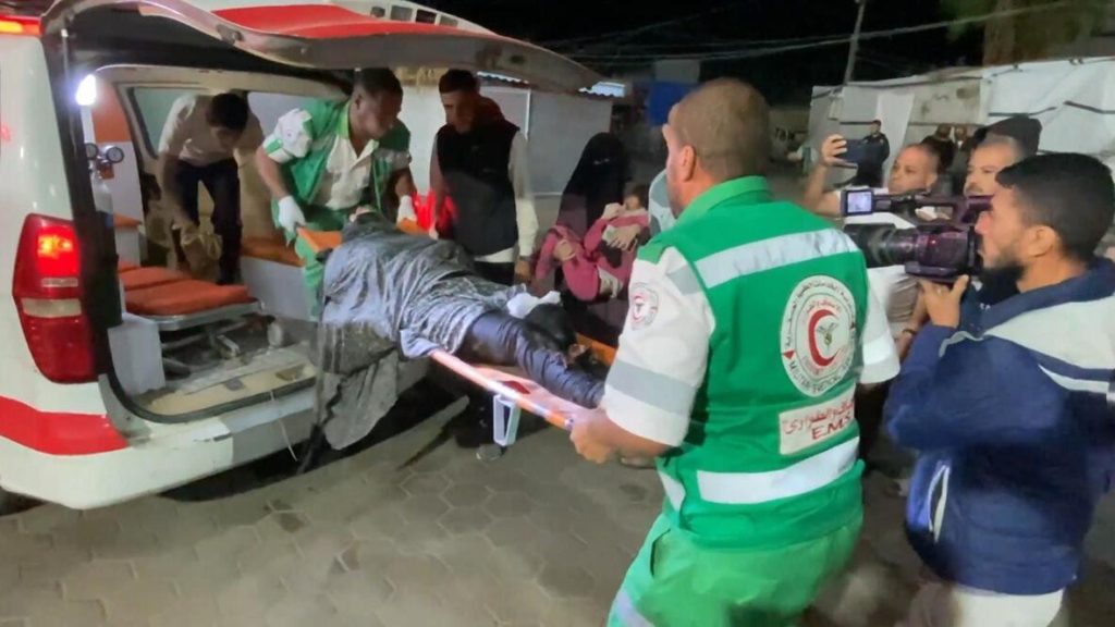 مستشفى شهداء الأقصى بغزة تحذر من توقف الخدمة الصحية الوشيك بسبب نفاد الوقود