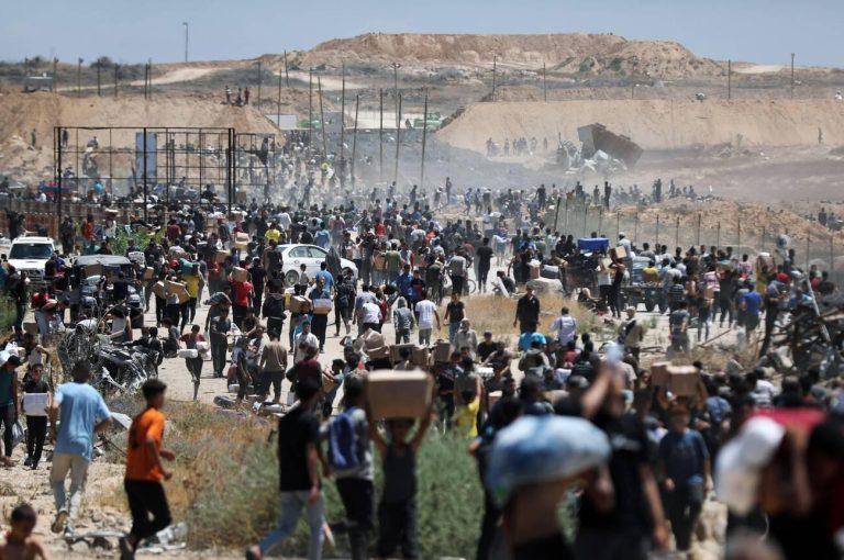 وكالة الأونروا تكشف مأساة إنسانية: 800 فلسطيني قتلوا جوعًا في غزة