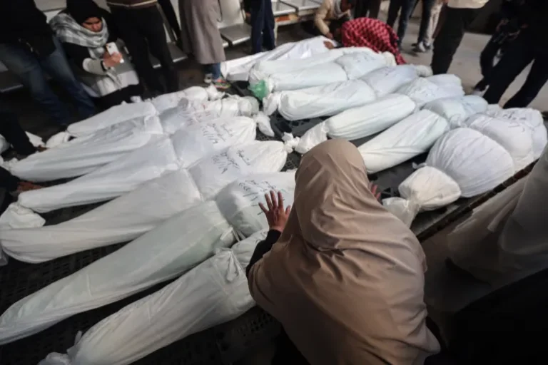 31 شهيدًا في غزة منذ الفجر بينهم أطفال وسبعة من منتظري المساعدات