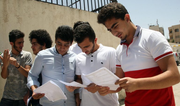 رغم الإبادة والدمار في غزة… فلسطين تعلن نتائج الثانوية العامة وسط ظروف قاسية