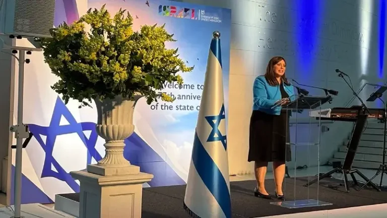 فنانون بريطانيون يطالبون المتحف البريطاني بالاعتذار عن استضافة فعالية دبلوماسية إسرائيلية