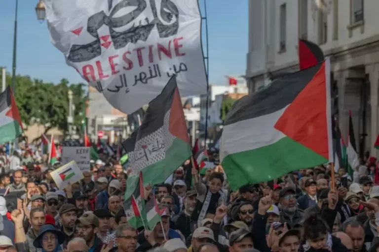 المجلس الأعلى لحكماء ليبيا يُحمّل المجلس الرئاسي والحكومة خطف شاب من أمام السفارة المصرية تضامن مع غزة