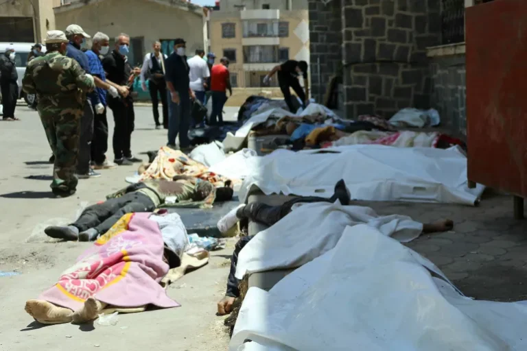 مقتل 321 شخصًا في اشتباكات بين العشائر والجماعات الدرزية في السويداء