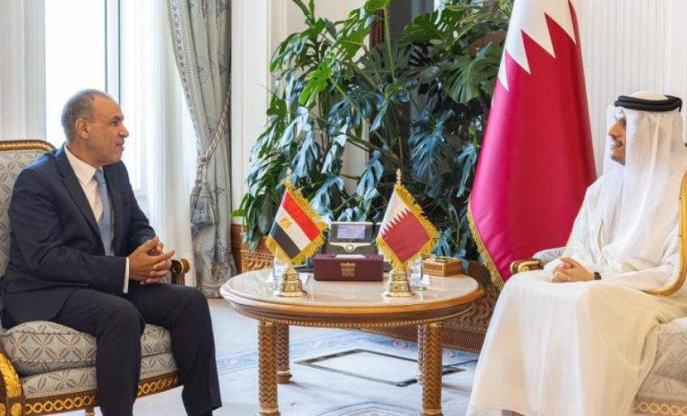 قطر ومصر تبحثان جهود وقف الحرب في غزة وإعادة الإعمار