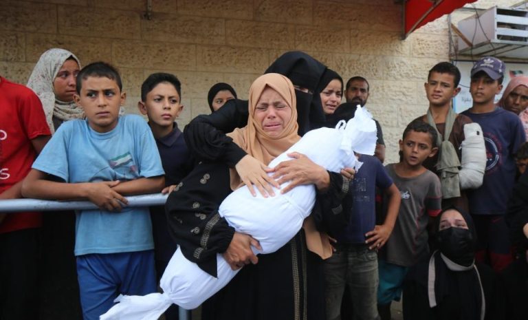 الاحتلال يرتكب مجزرة جديدة بحق الجوعى في غزة راح ضحيتها 61 شهيداً