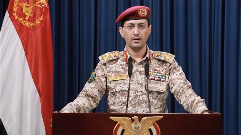 الحوثيون يعلنون استهداف مطار بن غوريون بصاروخ “فلسطين2” فرط صوتي