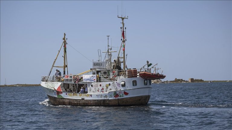 نقابة الصحفيين التونسيين تدين احتجاز الناشط حاتم العويني وتطالب بتحقيق أممي في جريمة اختطاف “حنظلة”