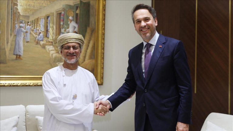 توقيع مذكرة تفاهم استراتيجية بين تركيا وعُمان لتعزيز التعاون في مجال الطاقة