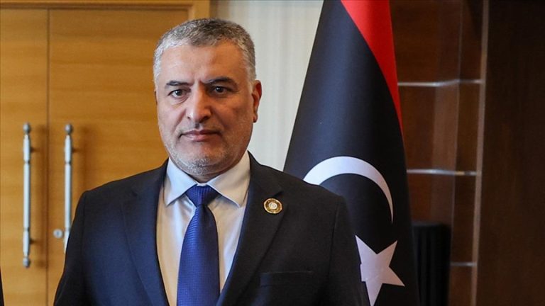 وزير الخارجية الجزائري يبحث مع مستشار بايدن العلاقات الثنائية وقضايا إفريقيا