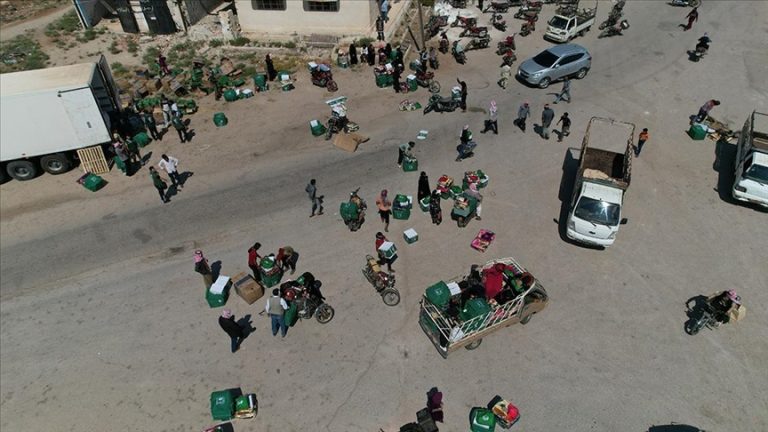سوريا تُجلي أكثر من 500 مدني من السويداء إلى درعا وسط وقف هش لإطلاق النار