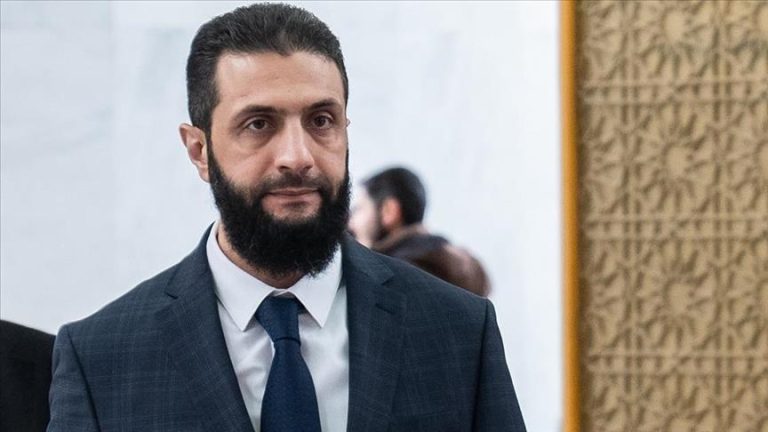 أحمد الشرع يزور الإمارات في زيارة رسمية للمرة الثانية منذ توليه المسؤولية.