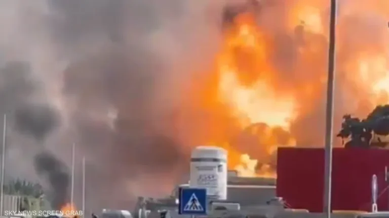 انفجار عنيف يهز حي في جنوب شرق روما ويصيب رجال شرطة ومدنيين