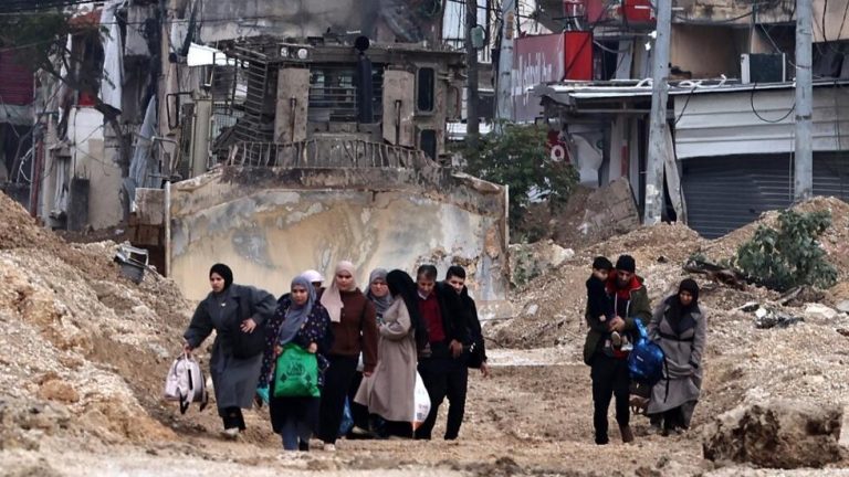 المؤتمر الشعبي لفلسطينيي الخارج يرفض شروط الاحتلال لعودة النازحين إلى مخيمات الضفة