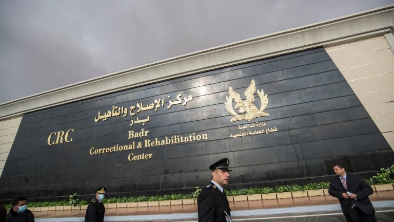 مصر..بيان حقوقي حول التعتيم المتعمد على الانتهاكات الجسيمة في سجن بدر 3