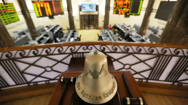 محمد فرج لـ”أخبار الغد”: البورصة المصرية تتماسك قرب 35,800 نقطة مع صعود الدولار وتوقع خفض الفائدة