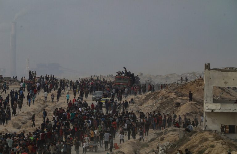 أكسيوس: الجيش الإسرائيلي يحضّر لعملية محدودة في مدينة غزة تستهدف عزل مقاتلي حماس وإجلاء المدنيين