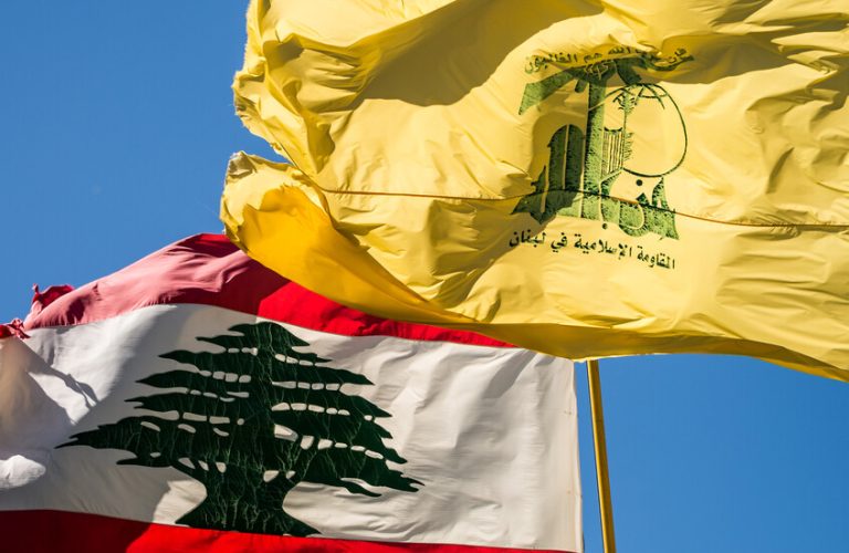 استطلاع رأى يرفض نزع سلاح “حزب الله” دون استراتيجية دفاعية واضحة