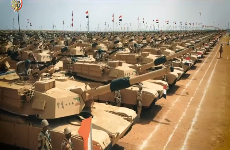 مصر..وزير الدفاع يطالب قوات المنطقة الغربية العسكرية بالاستعداد القتالي
