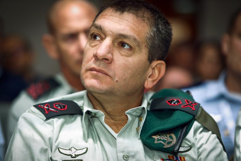تسريبات خطيرة لرئيس استخبارات الجيش الإسرائيلي السابق: “طوفان الأقصى ليس فشلا استخباريا بل انهيارا للنظام بأكمله”