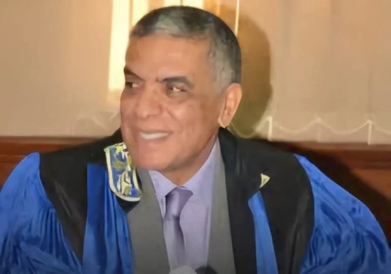 وفاة أستاذ جامعي داخل محبسه بعد حرمانه من الرعاية الطبية.. ومطالبات بتحقيق فوري