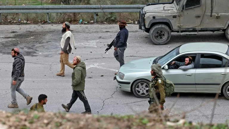 دوما.. بلدة فلسطينية تواجه حصارًا وجرائم استيطانية متواصلة جنوب نابلس