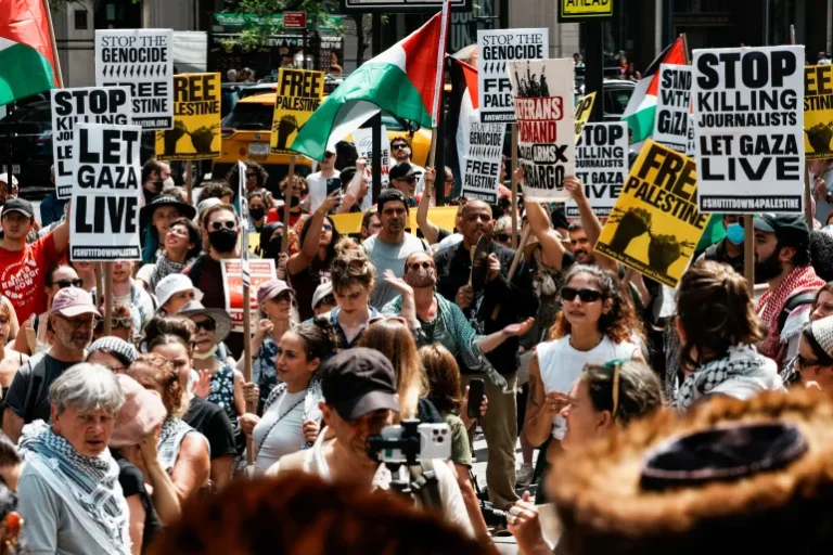 استطلاع: غالبية الأميركيين يؤيدون الاعتراف بدولة فلسطينية ويعتبرون الرد الإسرائيلي مفرطاً