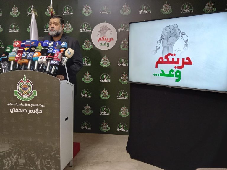 حماس: الاحتلال قتل 1487 من طالبي المساعدات بغزة ويمنع إدخال 22 ألف شاحنة إغاثة