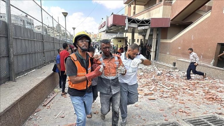 إسبانيا تدين قصف مستشفى ناصر وتصفه بانتهاك صارخ للقانون الدولي