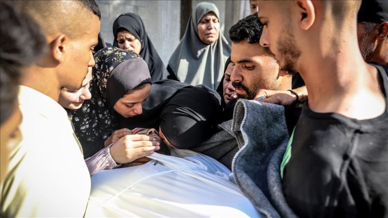 8 شهداء وعشرات الجرحى في عدوان إسرائيلي متواصل على غزة