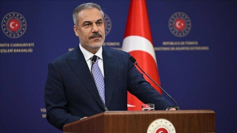 فيدان من دمشق: تركيا تدعم تطلعات الشعب السوري وتؤكد استعدادها لتعميق التعاون