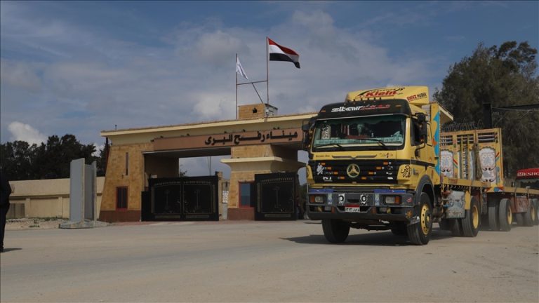 وفد من مجلس الشيوخ الأمريكي يصل العريش تمهيدًا لزيارة معبر رفح