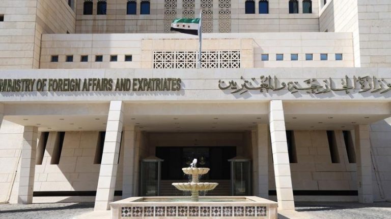 دمشق تبحث مع الأمم المتحدة تعزيز الاستجابة الإنسانية في الجنوب السوري