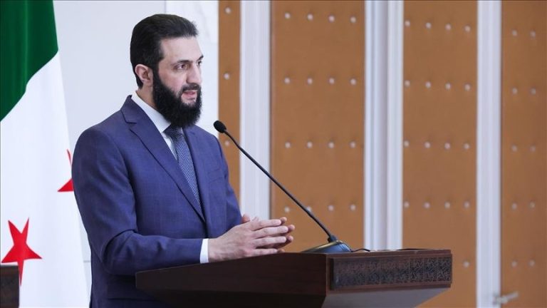 الرئيس السوري أحمد الشرع يؤكد على دور الكنيسة في تعزيز الوحدة الوطنية وصون السلم الأهلي
