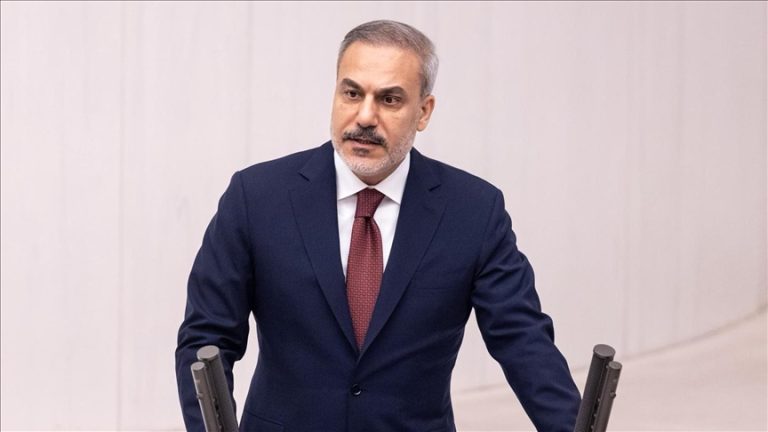 فيدان: السماح لإسرائيل بمواصلة هجماتها سيشعل المنطقة.. وتركيا قطعت تجارتها بالكامل مع تل أبيب
