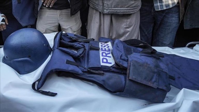 ارتفاع عدد الصحفيين الشهداء في غزة إلى 237 بعد استهداف طاقم قناة الجزيرة