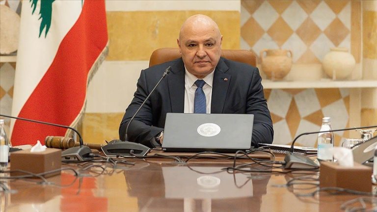 الرئيس اللبناني يدعو لربط لبنان بدور إقليمي منتج والمشاركة في إعادة الإعمار والمشاريع الكبرى