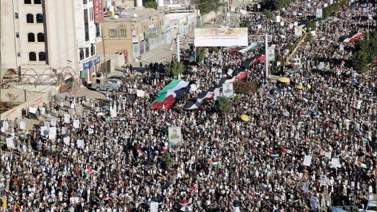 مظاهرات حاشدة في المغرب واليمن تضامنًا مع غزة ورفضًا لاحتلالها