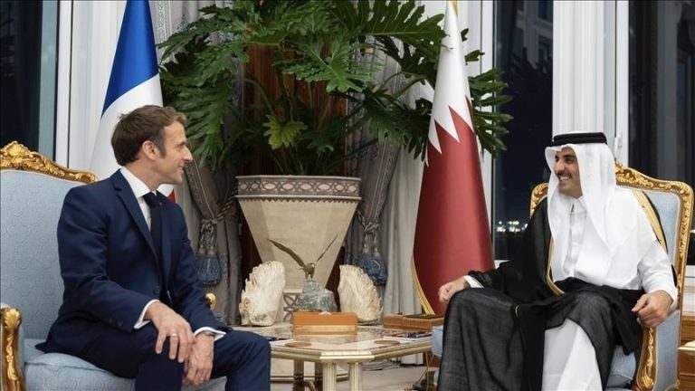 أمير قطر وماكرون يبحثان غزة وأوكرانيا ويؤكدان ضرورة وقف إطلاق النار