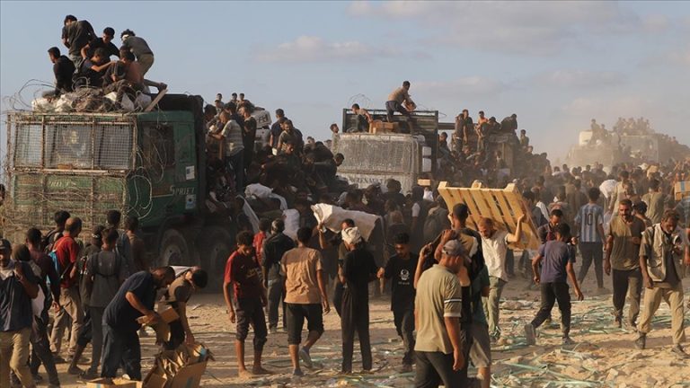 غزة: دخول 15% فقط من الاحتياجات.. وإسرائيل تمنع 430 صنفًا من الأغذية الأساسية