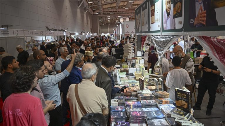 معرض إسطنبول الدولي للكتاب العربي يخصص قسمًا لمؤلفات الأسرى الفلسطينيين