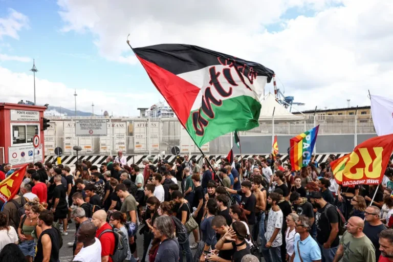 استطلاع إيطالي: أغلبية ترى ما يحدث في فلسطين إبادة وتؤيد “أسطول الصمود”