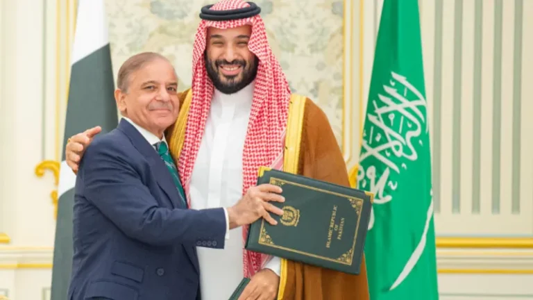 السعودية وباكستان: يوقعان اتفاقية الدفاع المشترك لردع أي اعتداء على أحدهما باعتباره اعتداءً على كليهما