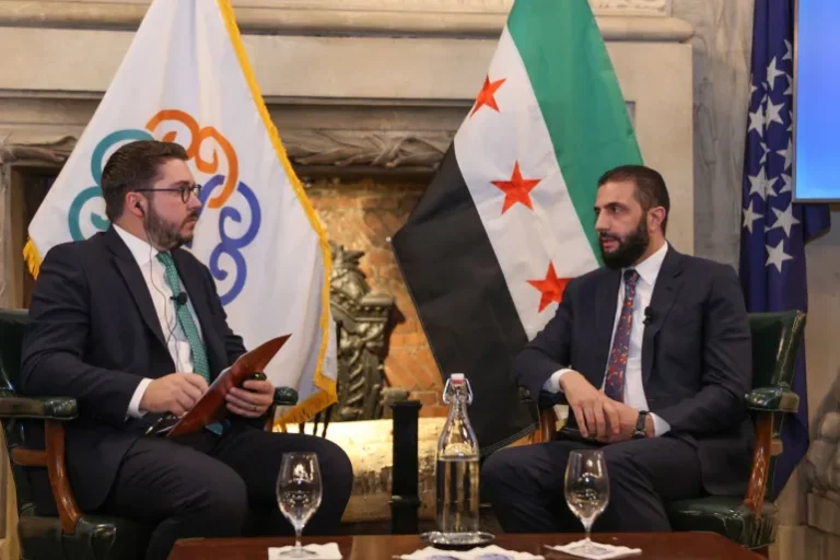 الشرع يحذّر من “اضطرابات جديدة” إذا تعطّل الاتفاق الأمني مع إسرائيل.. وواشنطن تتحدث عن تقدم