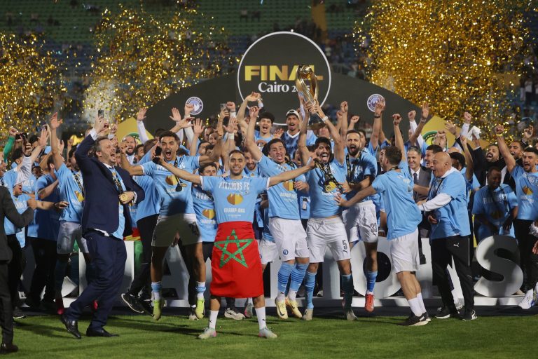 بيراميدز يواجه أوكلاند سيتي في اختبار حاسم بكأس إنتركونتيننتال بالقاهرة